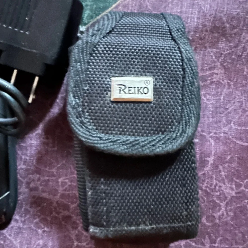 Verizon Flip Phone with Charger and Case